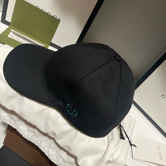 Brand New Authentic Gucci baseball cap. - Picture 2 of 9